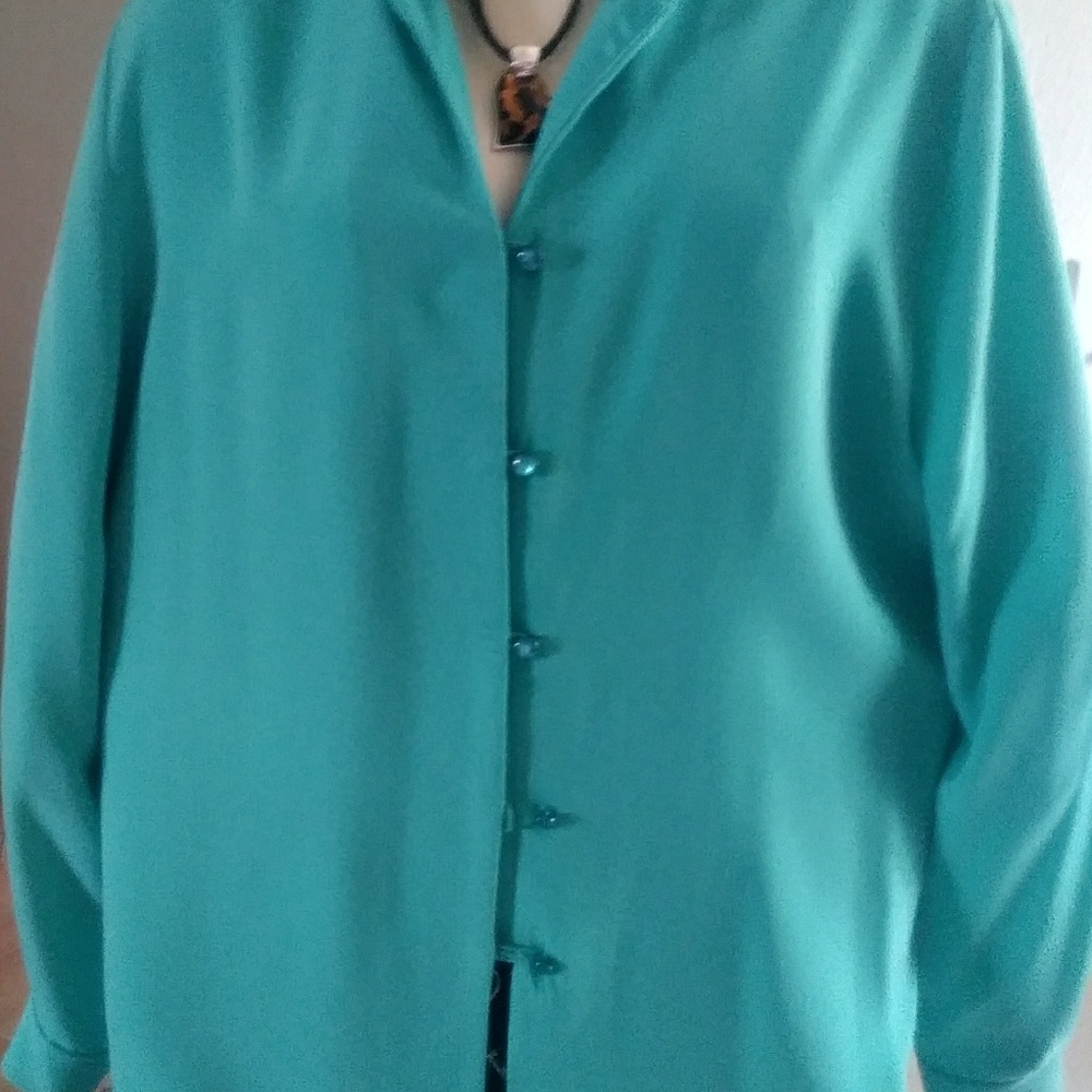 4 beautiful dressy Blouses